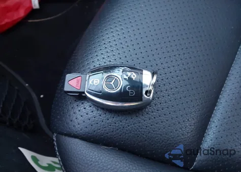 2018 Mercedes-Benz C 300 4Matic from USA, damaged, VIN 55SWF4KB1JU281757